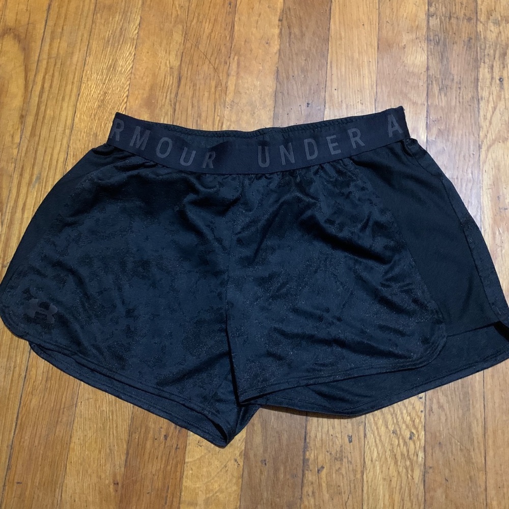 Under Armour Workout Shorts Size S